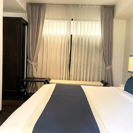 Cheeva Dee Hotel Чиангмай Екстериор снимка